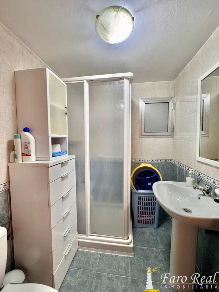 2 bedroom Flat for sale in Sanlucar de Barrameda - € 79,000 (Ref: 9475761)