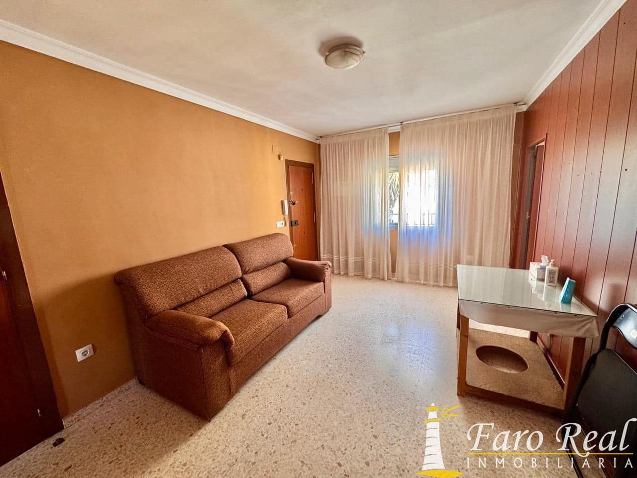 2 bedroom Flat for sale in Sanlucar de Barrameda - € 79,000 (Ref: 9475761)