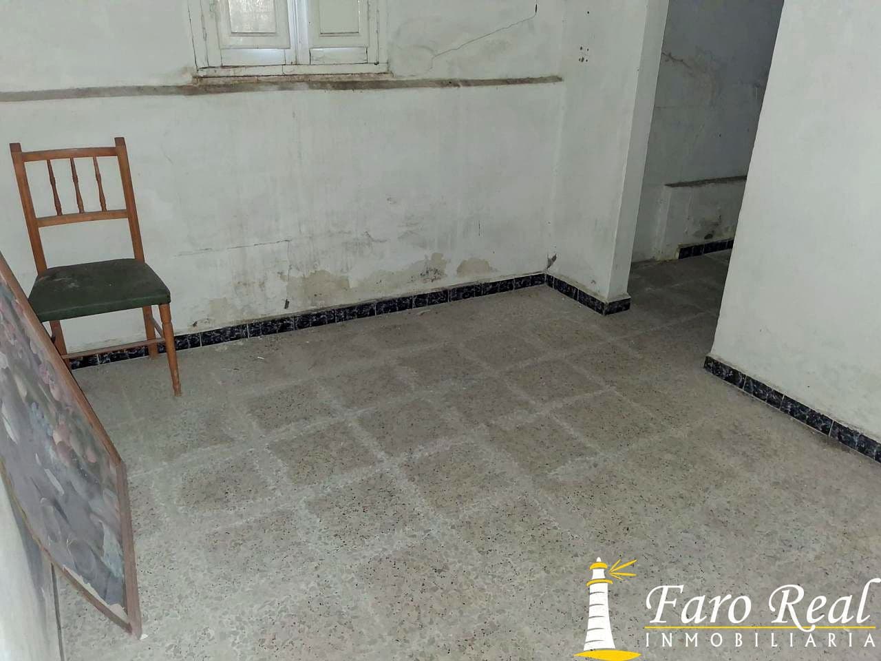 2 bedroom Villa for sale in Sanlucar de Barrameda - € 90,000 (Ref: 9494744)