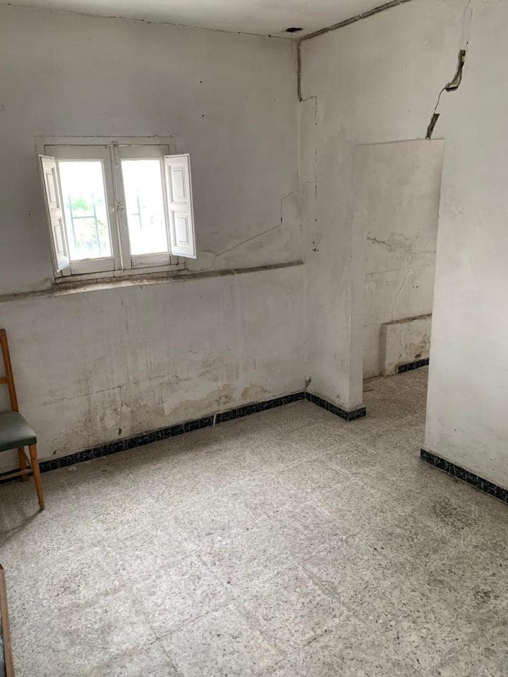 2 bedroom Villa for sale in Sanlucar de Barrameda - € 90,000 (Ref: 9494744)