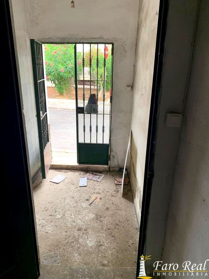 2 bedroom Villa for sale in Sanlucar de Barrameda - € 90,000 (Ref: 9494744)