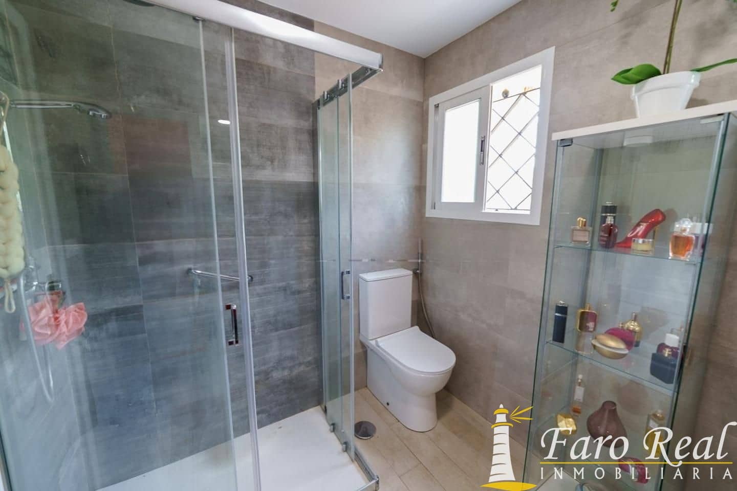 5 slaapkamer Villa te koop in Sanlucar de Barrameda - € 460.000 (Ref: 9502923)