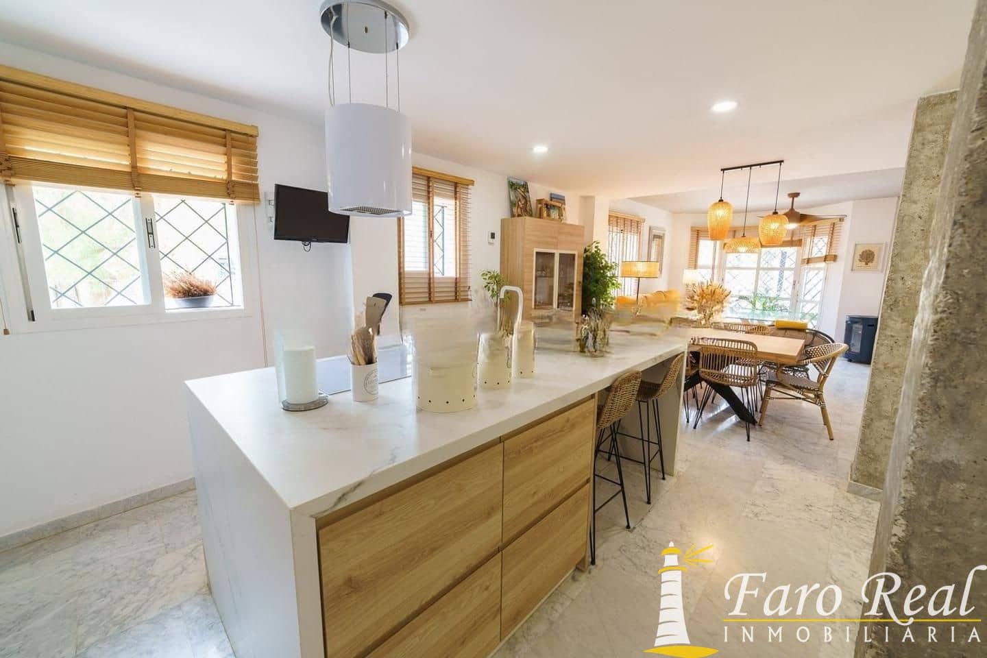 5 slaapkamer Villa te koop in Sanlucar de Barrameda - € 460.000 (Ref: 9502923)