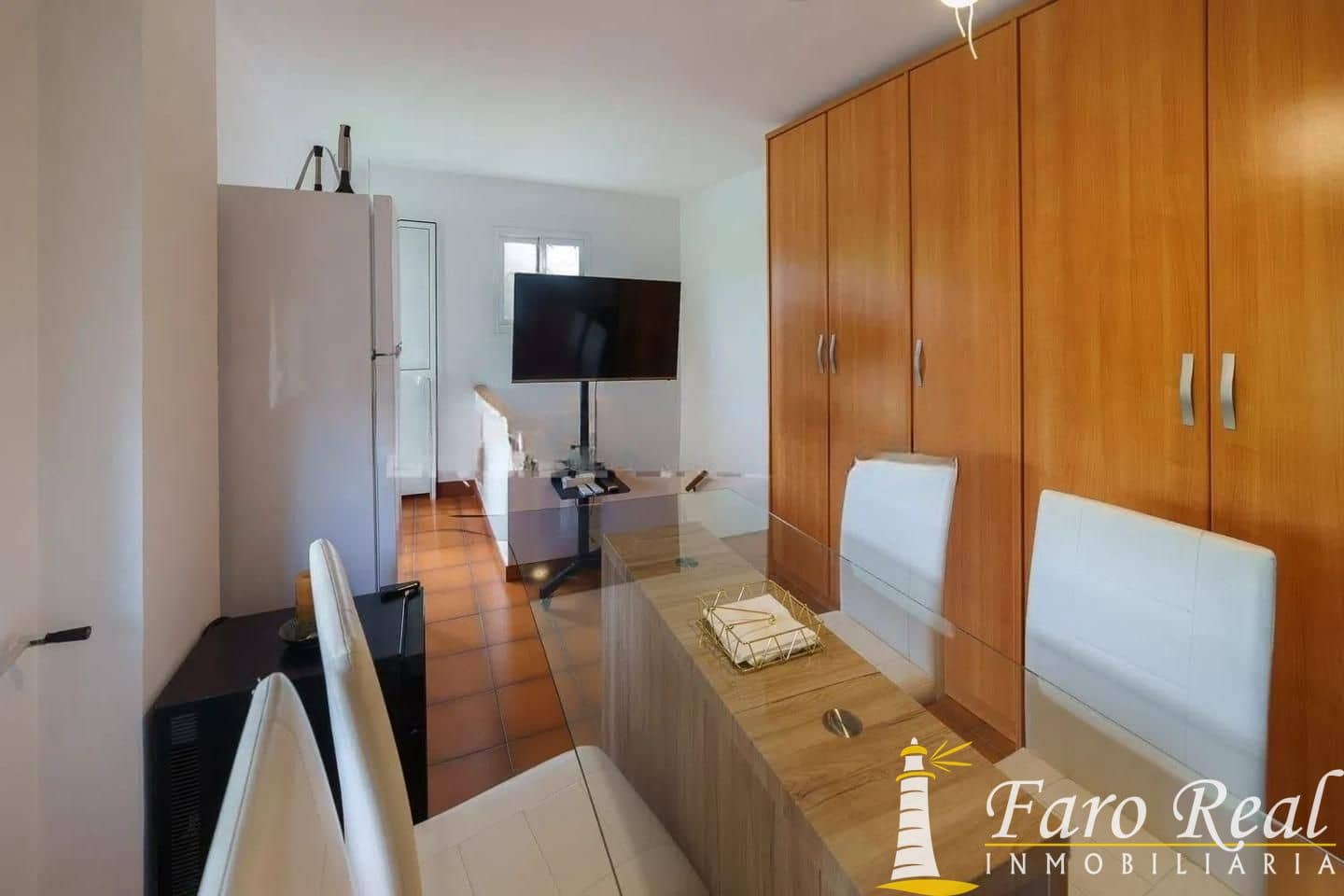 5 bedroom Villa for sale in Sanlucar de Barrameda - € 460,000 (Ref: 9502923)