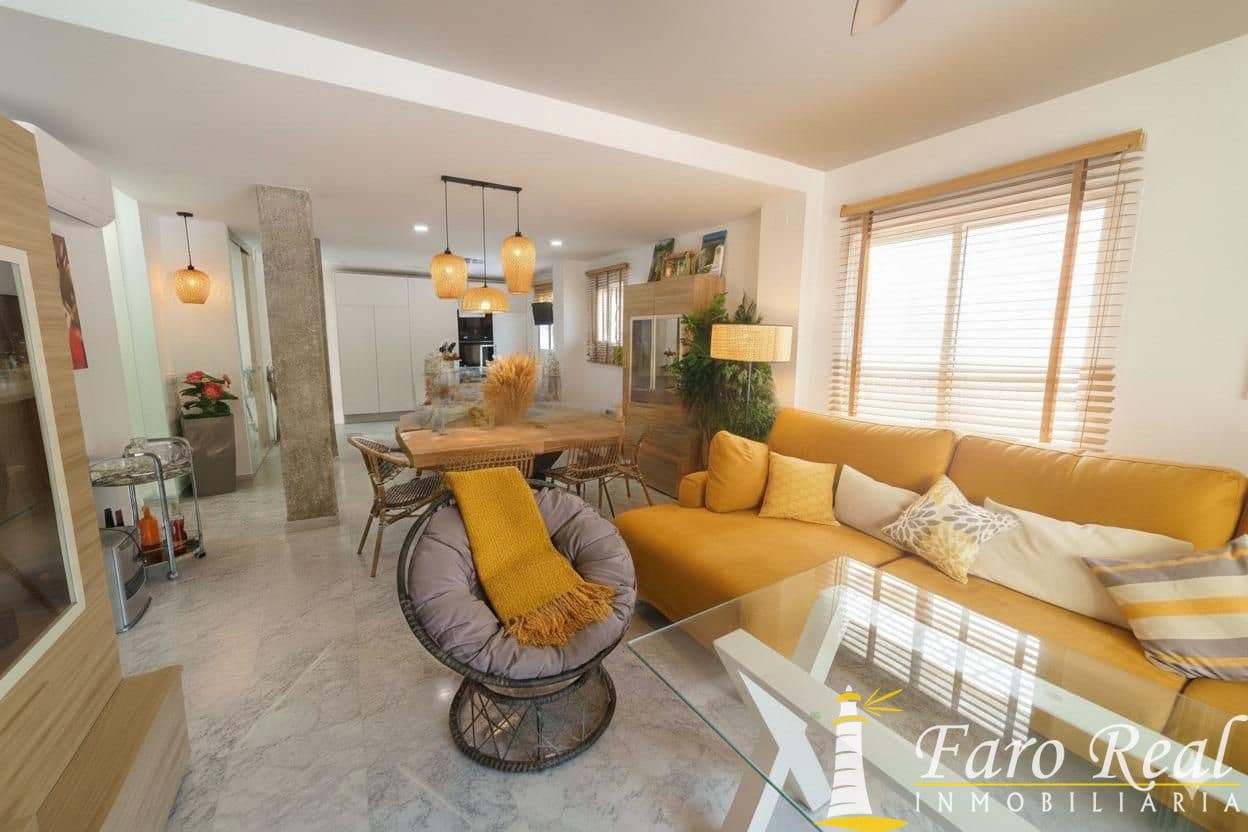 5 bedroom Villa for sale in Sanlucar de Barrameda - € 460,000 (Ref: 9502923)