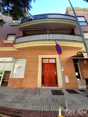 Piso de 3 habitaciones en Sanlúcar de Barrameda en alquiler con garaje - 750 € (Ref: 9531977)