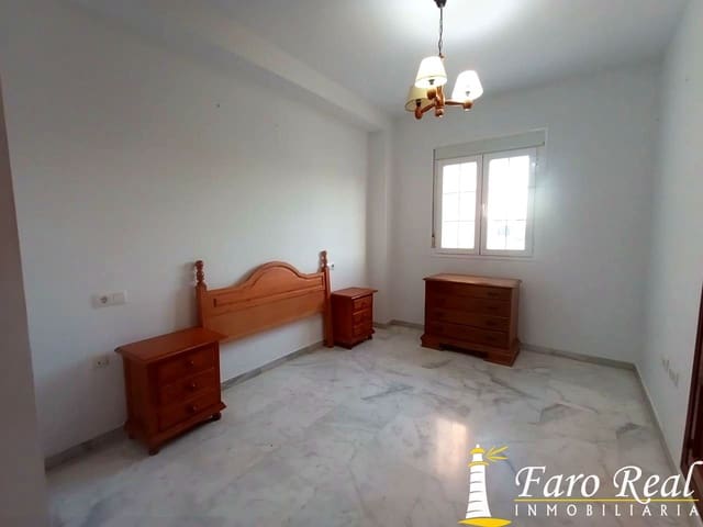 Piso de 3 habitaciones en Sanlúcar de Barrameda en alquiler con garaje - 750 € (Ref: 9531977)