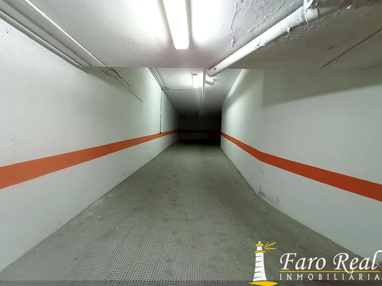 3 bedroom Flat for rent in Sanlucar de Barrameda with garage - € 750 (Ref: 9531977)