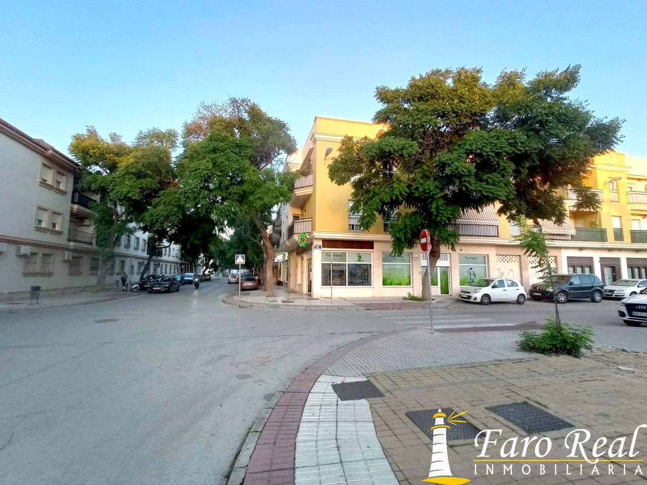 3 bedroom Flat for rent in Sanlucar de Barrameda with garage - € 750 (Ref: 9531977)