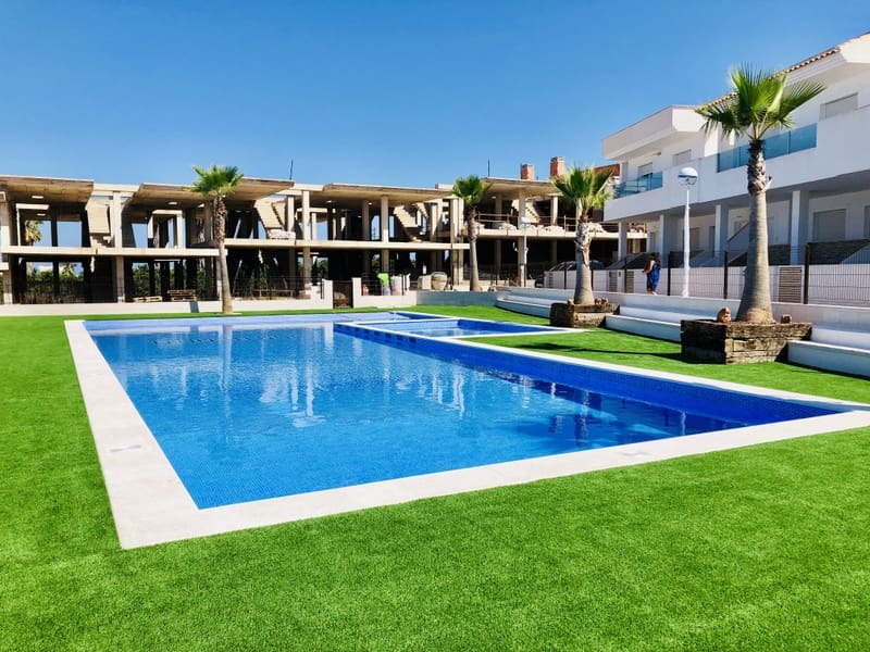 3 soveværelse Byhus til salg i Los Balcones med swimmingpool - € 244.000 (Ref: 7070162)