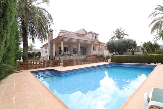 4 slaapkamer Villa te koop in Pilar de la Horadada met zwembad - € 690.000 (Ref: 8277783)