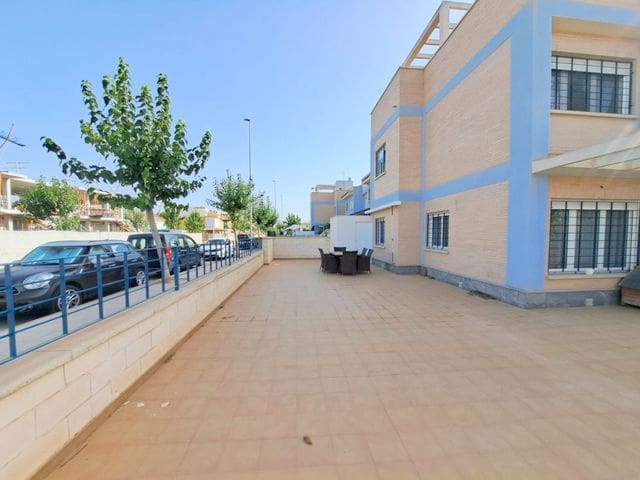 4 soveværelse Semi-Rækkehus til salg i El Mojon - € 275.000 (Ref: 8527447)