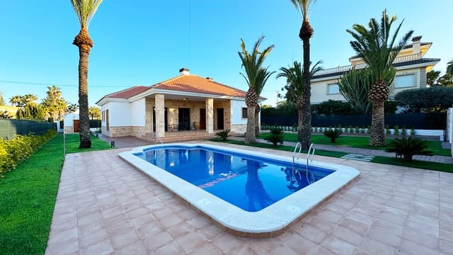 4 soverom Villa til salgs i Cabo Roig, Orihuela med svømmebasseng - € 1 495 000 (Ref: 8866621)