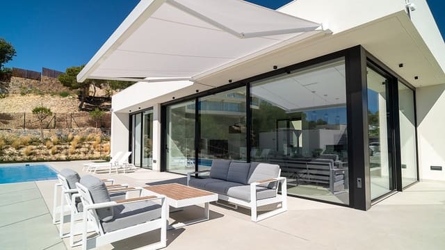 3 bedroom Villa for sale in Las Colinas Golf, Orihuela with pool garage - € 1,150,000 (Ref: 8869114)