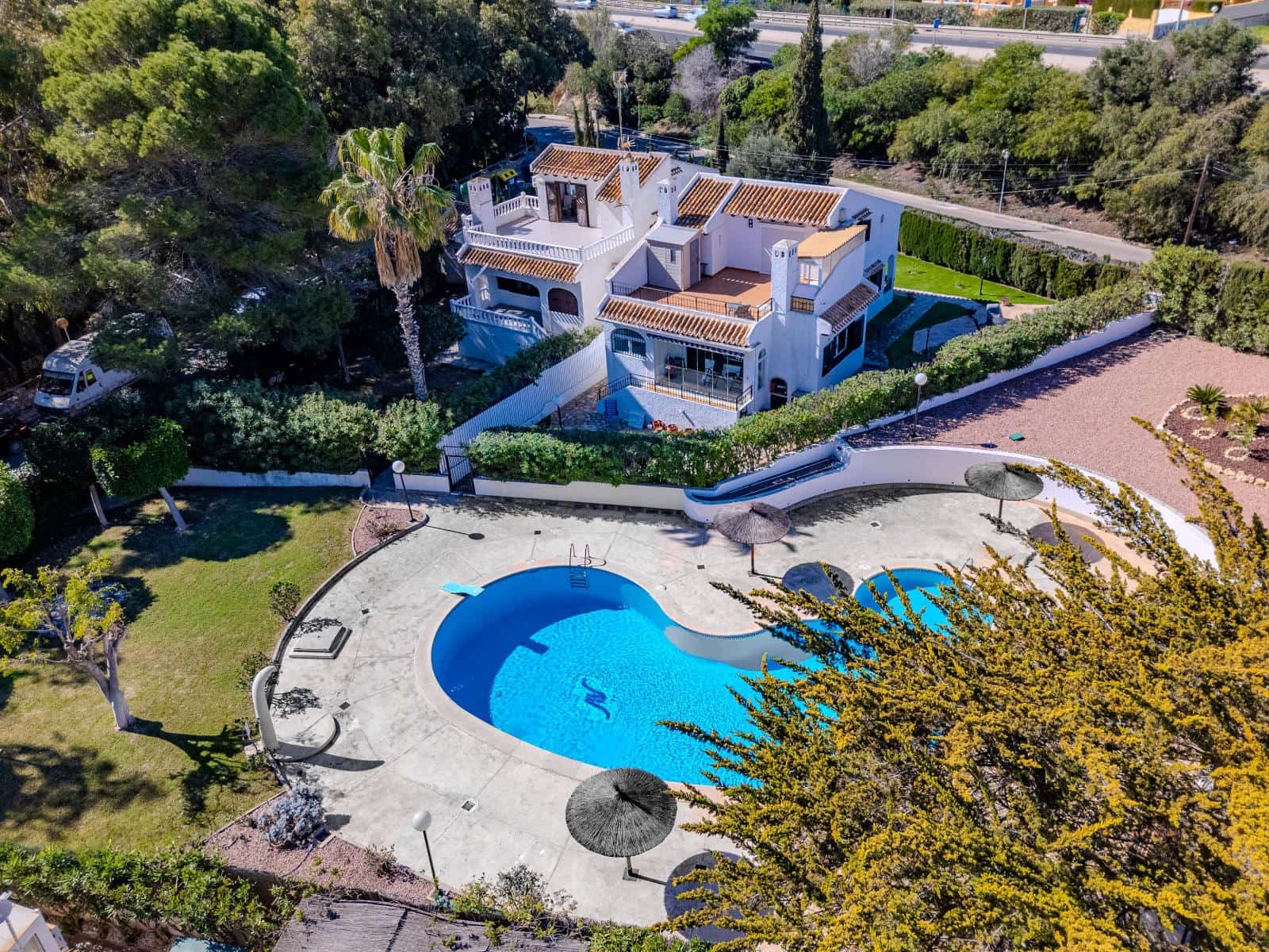 3 quarto Moradia para venda em Playa Flamenca com piscina - 483 969 € (Ref: 9035862)