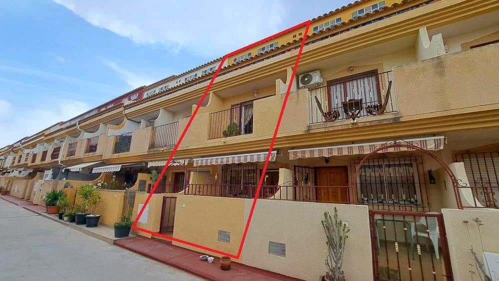 3 makuuhuone Omakotitalo myytävänä paikassa Playa Flamenca - 174 000 € (Ref: 9101785)