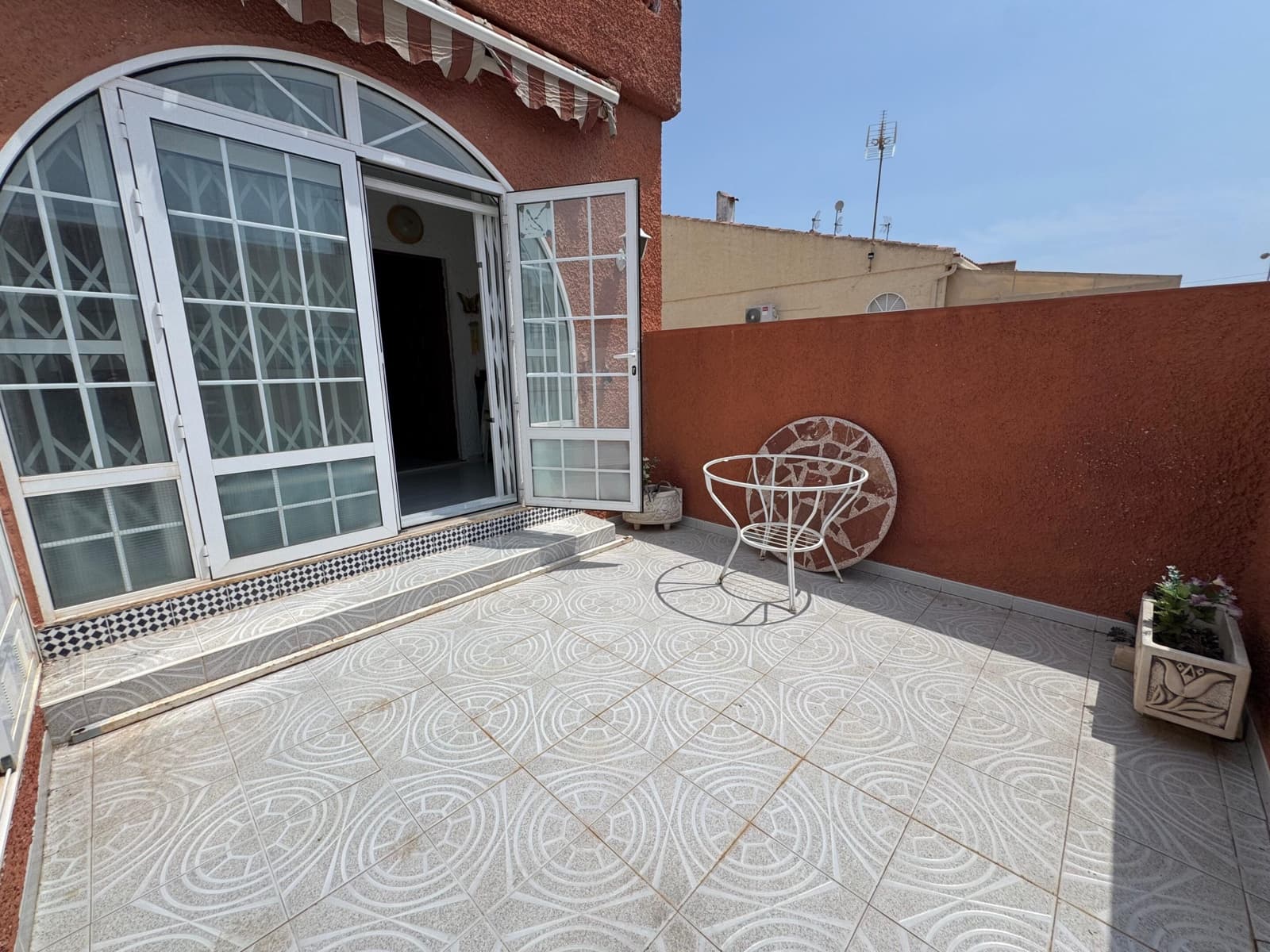 2 sovrum Hus till salu i La Siesta - 99 000 € (Ref: 9256410)