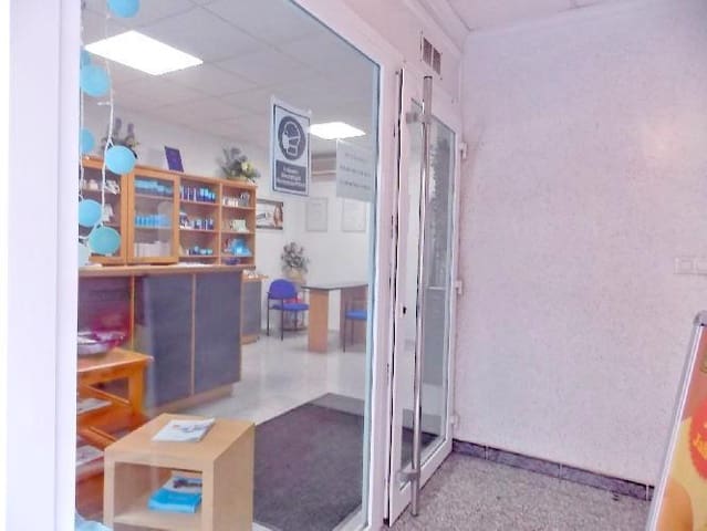 2 sypialnia Komercyjne na sprzedaż w Torrevieja - 99 950 € (Ref: 9902409)