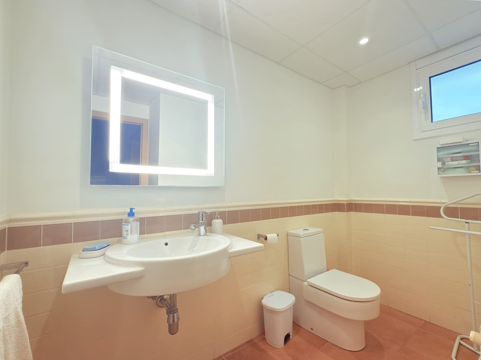 7 sypialnia Willa na sprzedaż w L'Ampolla z basenem garażem - 575 000 € (Ref: 8093867)