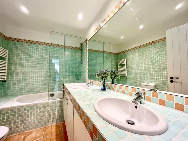 6 sypialnia Willa na sprzedaż w Calafat, L'Ametlla de Mar z basenem garażem - 1 250 000 € (Ref: 8252446)