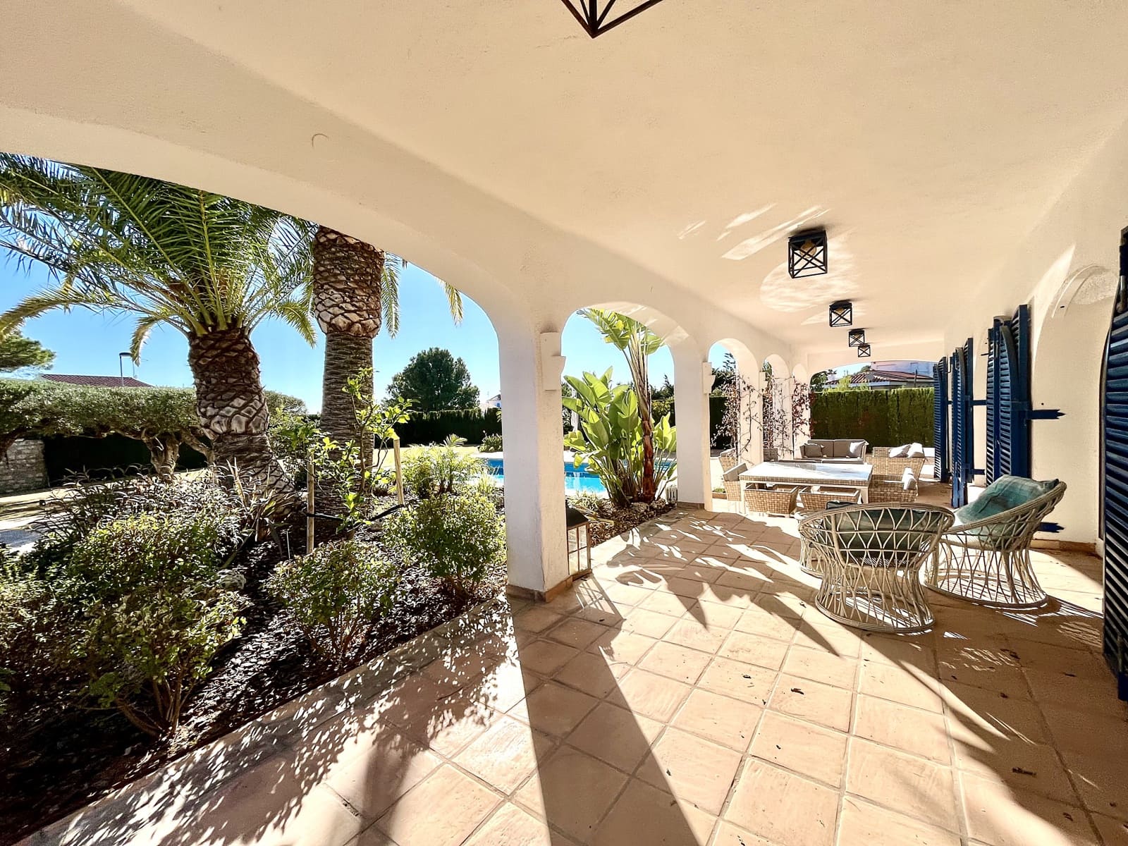 6 soveværelse Villa til salg i Calafat med swimmingpool garage - € 1.250.000 (Ref: 8252446)