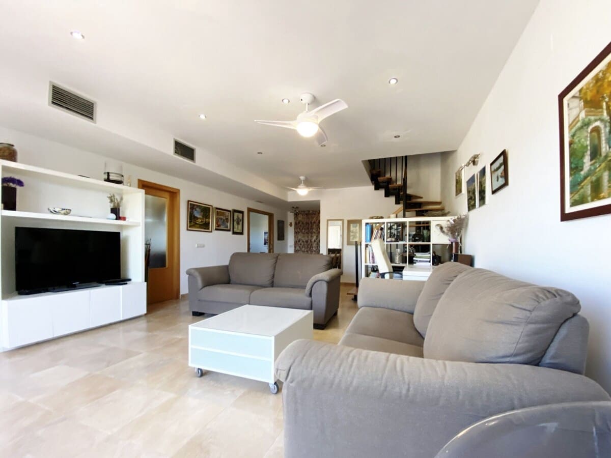 5 soveværelse Villa til salg i L'Ametlla de Mar med swimmingpool - € 399.000 (Ref: 8681883)