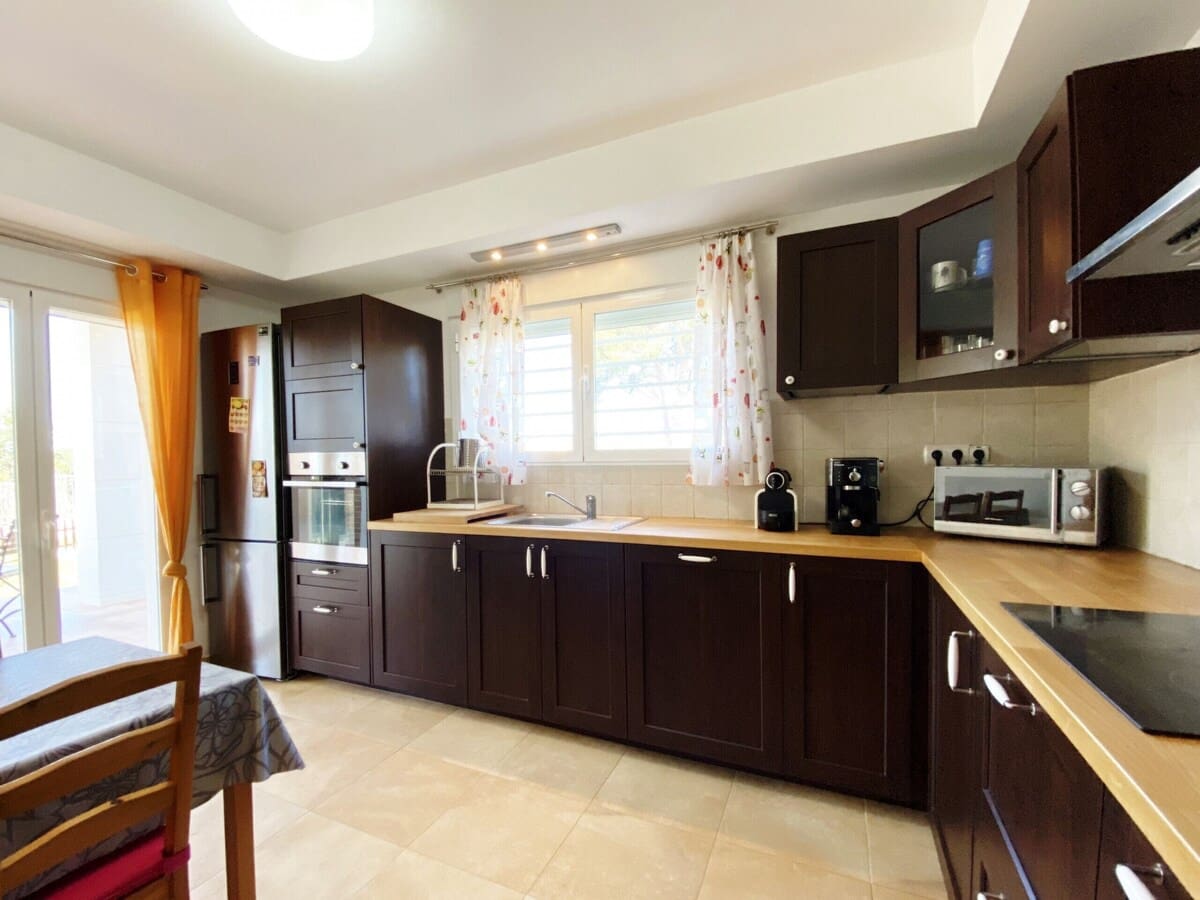 5 soveværelse Villa til salg i L'Ametlla de Mar med swimmingpool - € 399.000 (Ref: 8681883)