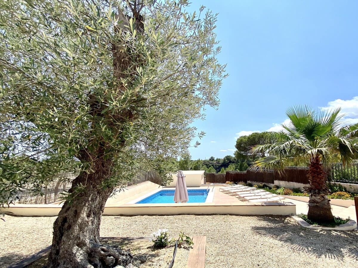 5 soveværelse Villa til salg i L'Ametlla de Mar med swimmingpool - € 399.000 (Ref: 8681883)