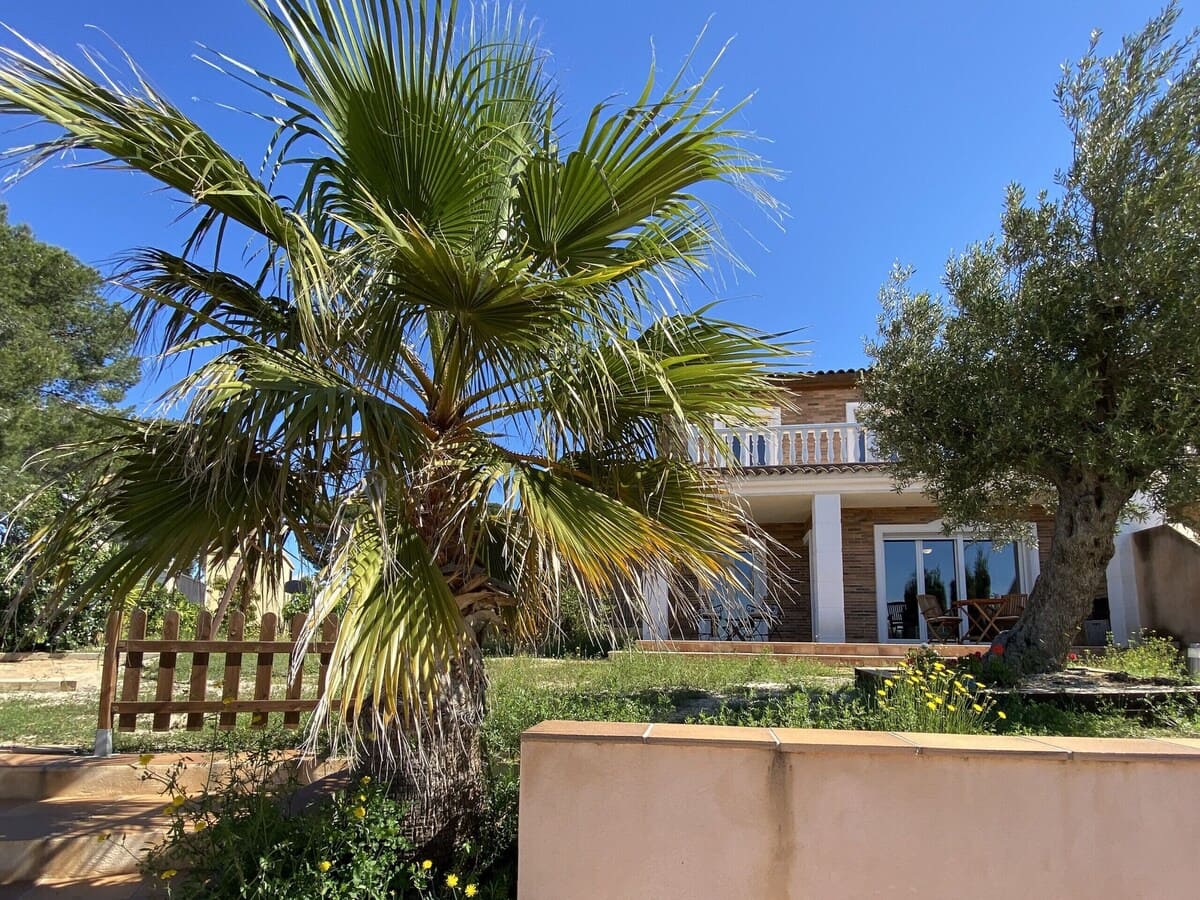 5 soveværelse Villa til salg i L'Ametlla de Mar med swimmingpool - € 399.000 (Ref: 8681883)