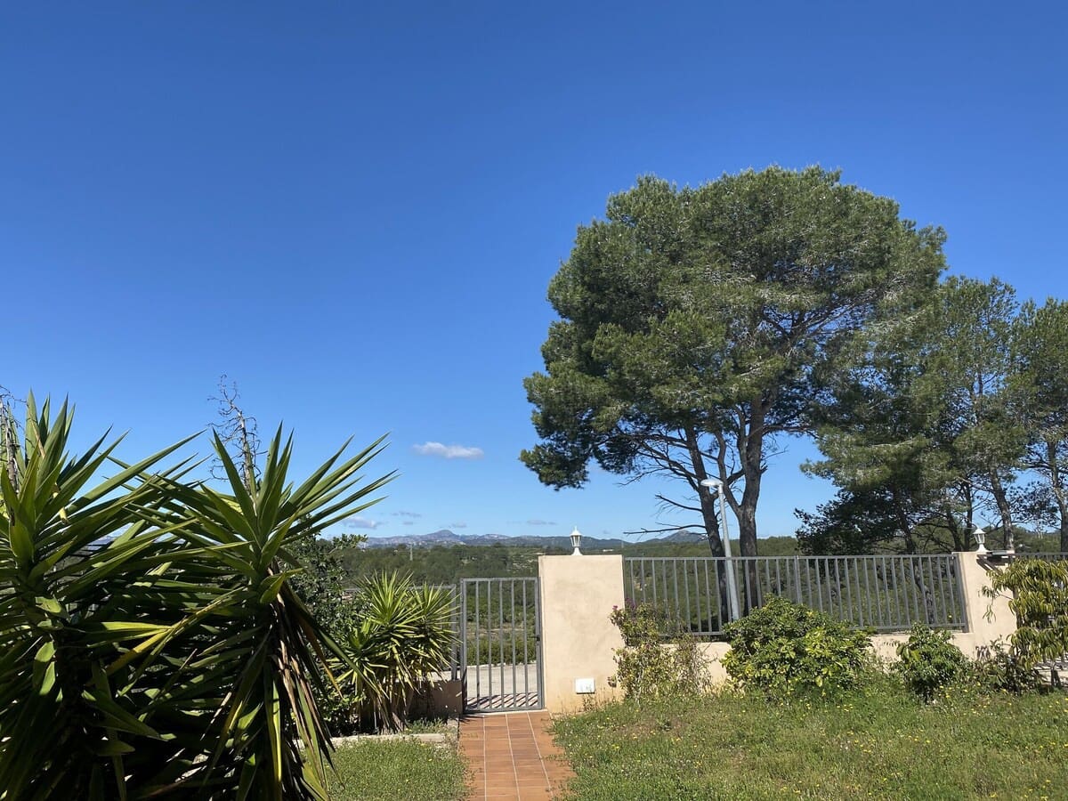 5 soveværelse Villa til salg i L'Ametlla de Mar med swimmingpool - € 399.000 (Ref: 8681883)