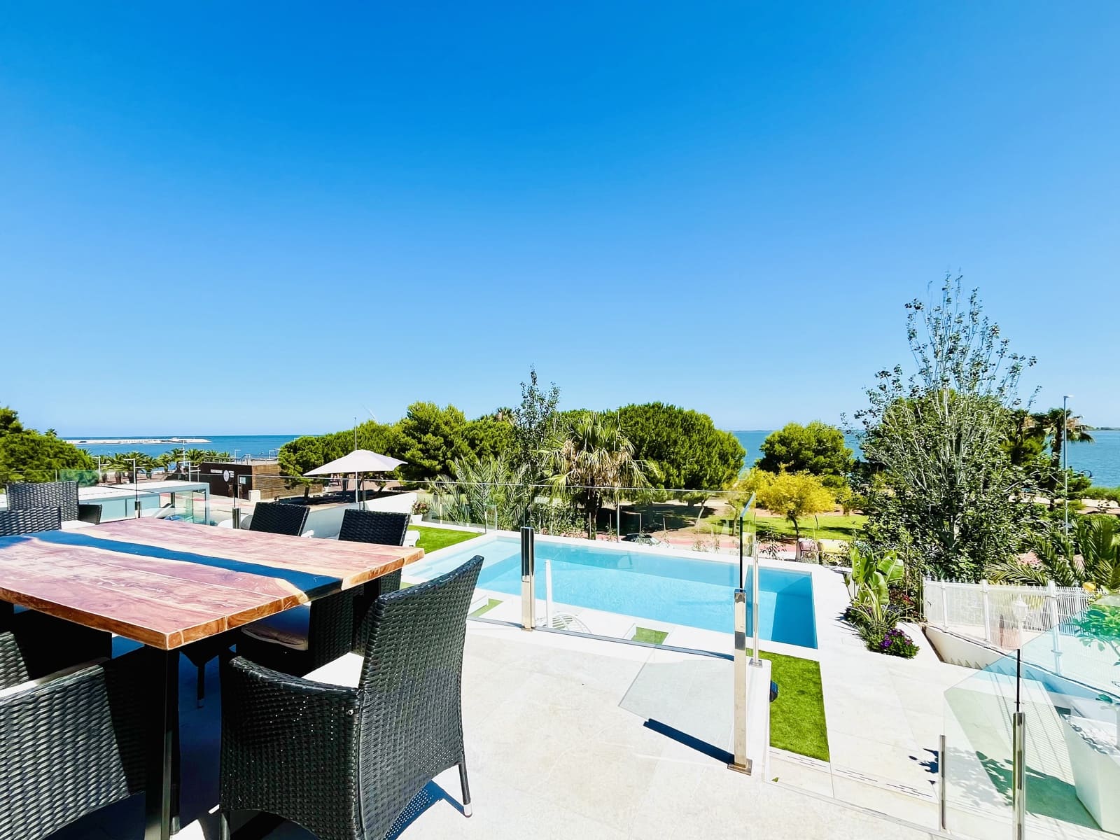 5 soveværelse Villa til salg i L'Ampolla med swimmingpool garage - € 945.000 (Ref: 8734448)