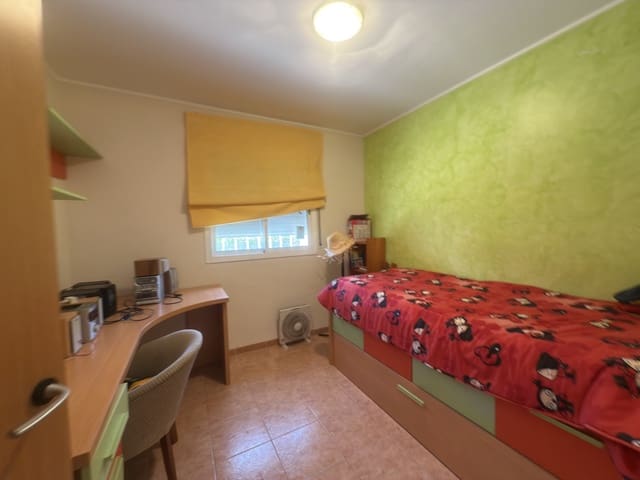 3 bedroom Bungalow for sale in L'Ampolla with pool garage - € 299,000 (Ref: 9130139)