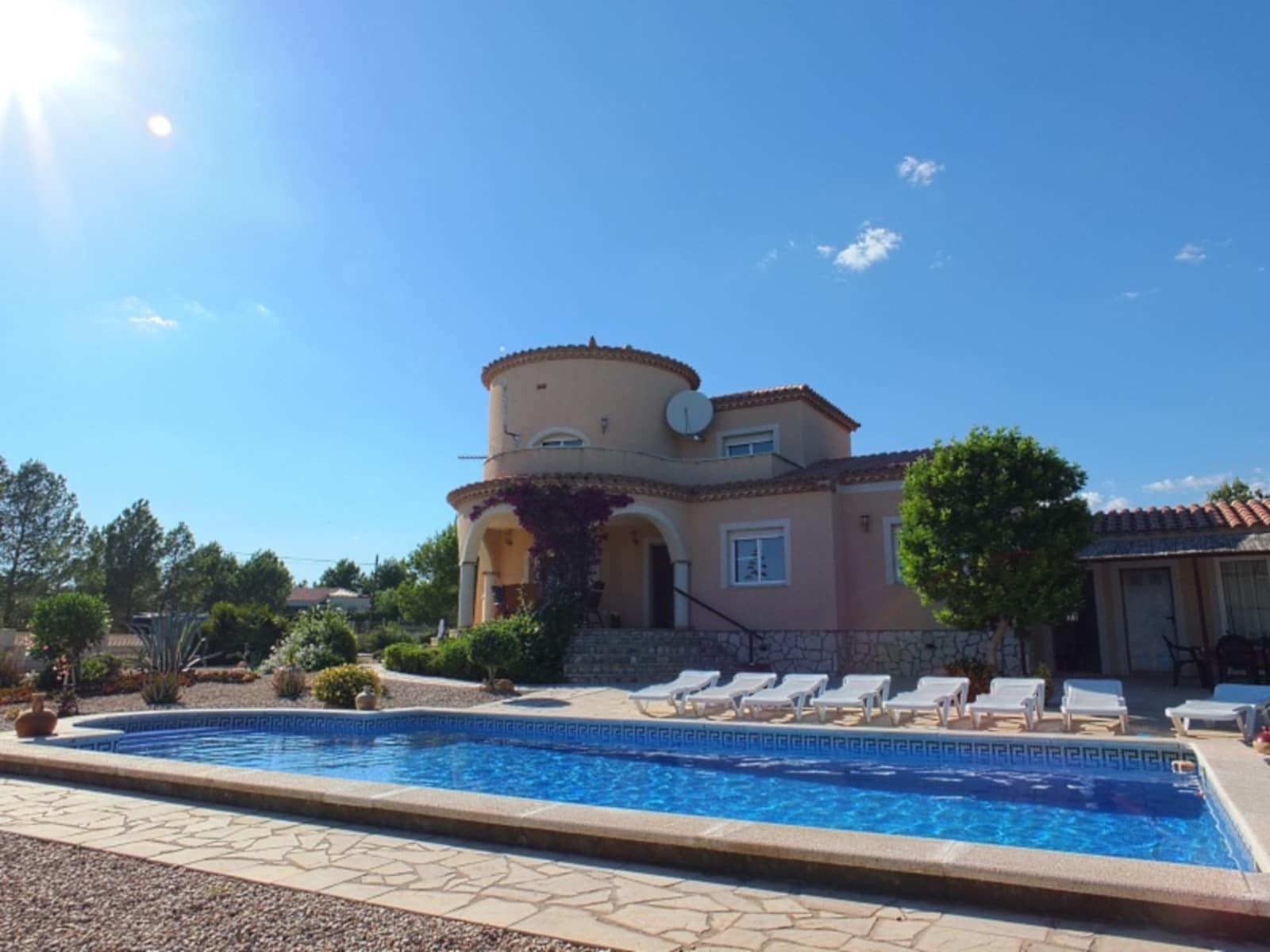 4 soveværelse Villa til salg i Sant Jordi d'Alfama med swimmingpool garage - € 525.000 (Ref: 9752330)