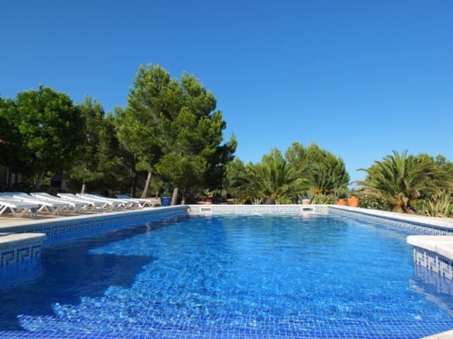 Chalet de 4 habitaciones en Sant Jordi d'Alfama, L'Ametlla de Mar en venta con piscina garaje - 525.000 € (Ref: 9752330)