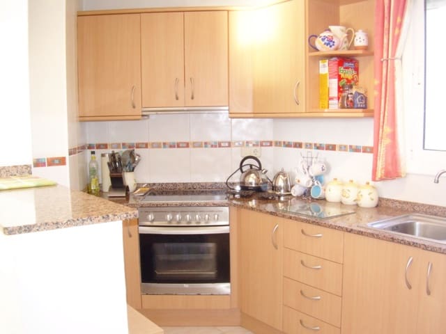 Chalet de 4 habitaciones en Sant Jordi d'Alfama, L'Ametlla de Mar en venta con piscina garaje - 525.000 € (Ref: 9752330)