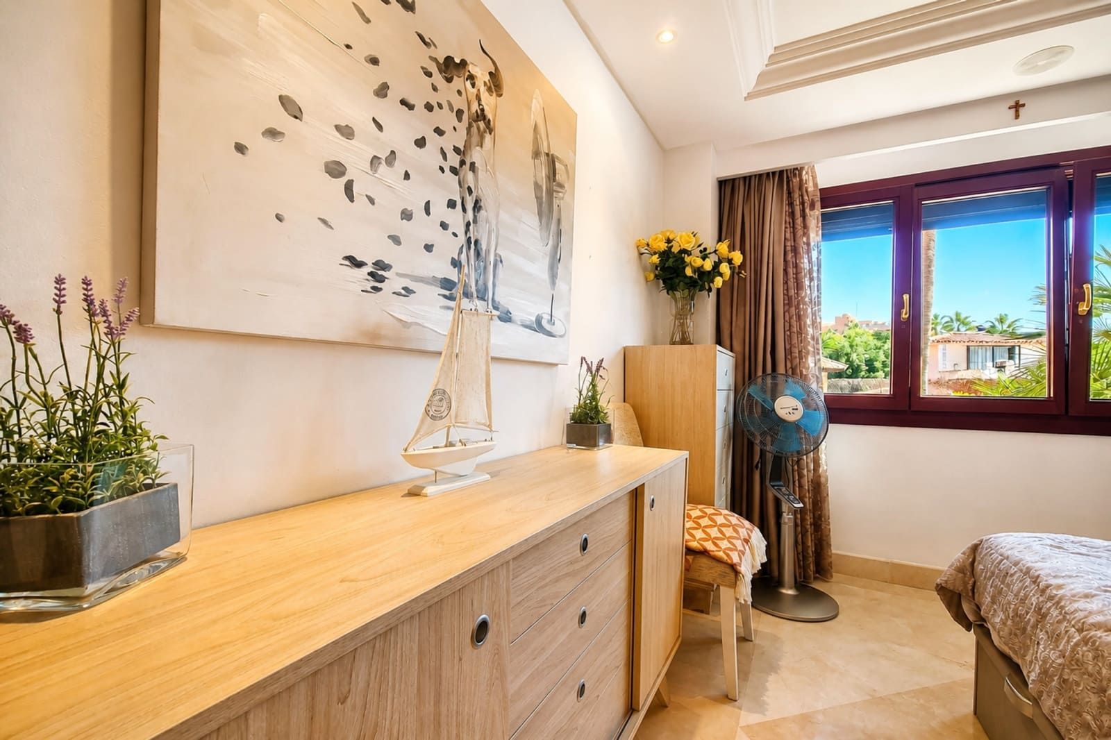 2 Zimmer Apartment zu verkaufen in Estepona mit Pool Garage - 750.000 € (Ref: 10017239)