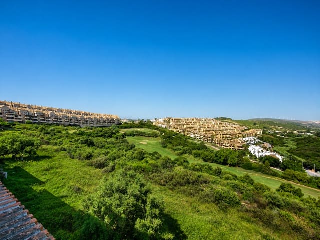 2 Zimmer Apartment zu verkaufen in La Duquesa / Puerto de la Duquesa, Manilva mit Pool Garage - 325.000 € (Ref: 10023736)
