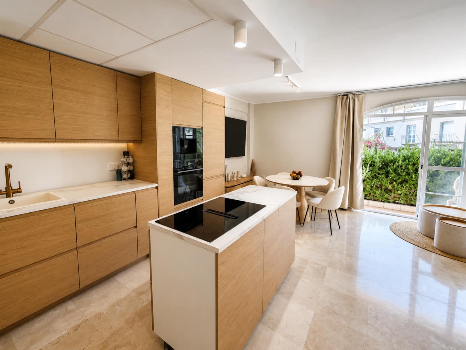 3 camera da letto Villetta Bifamiliare in vendita in Manilva con piscina garage - 399.000 € (Rif: 10030202)