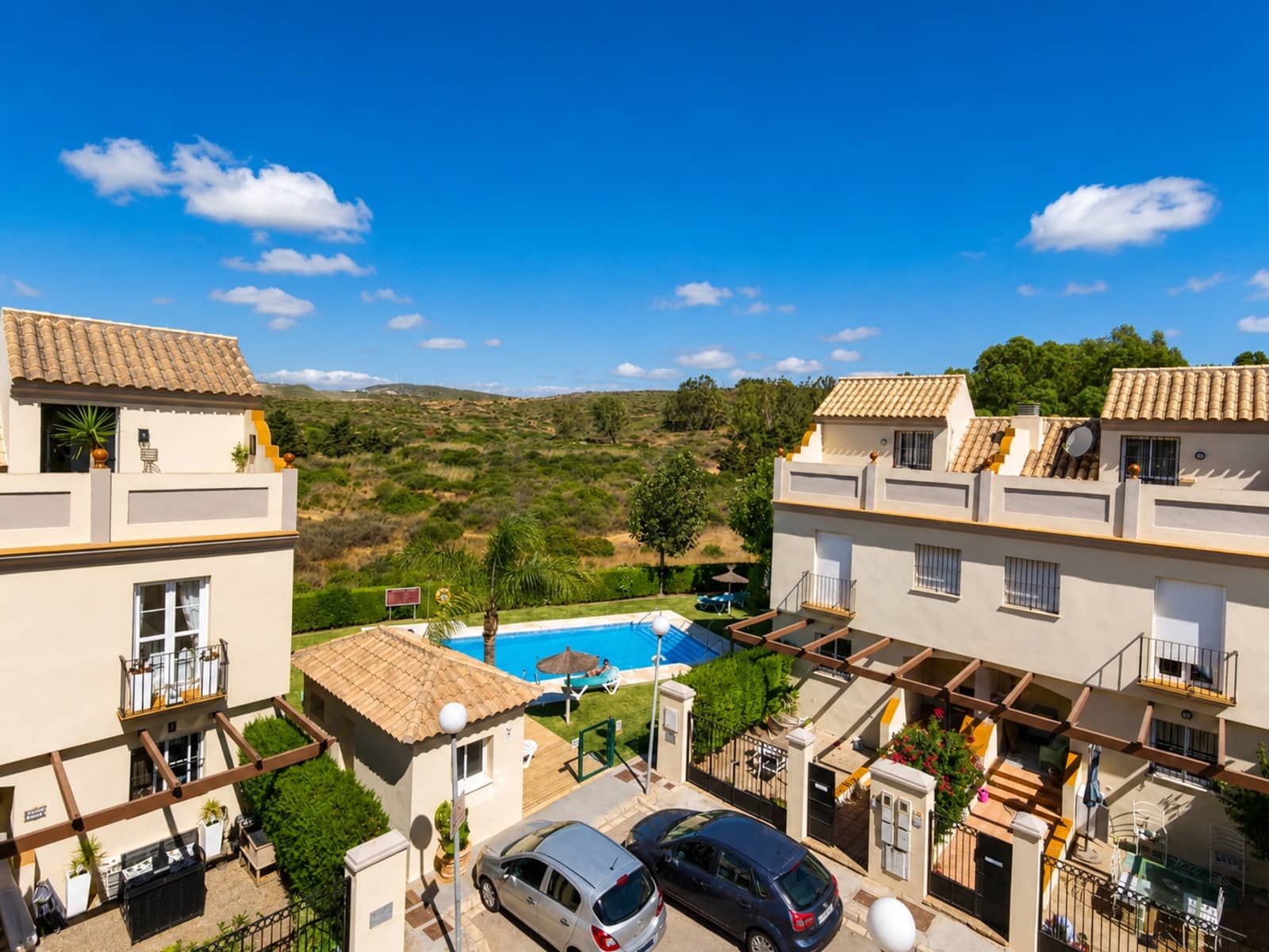 3 camera da letto Villetta Bifamiliare in vendita in Manilva con piscina garage - 399.000 € (Rif: 10030202)