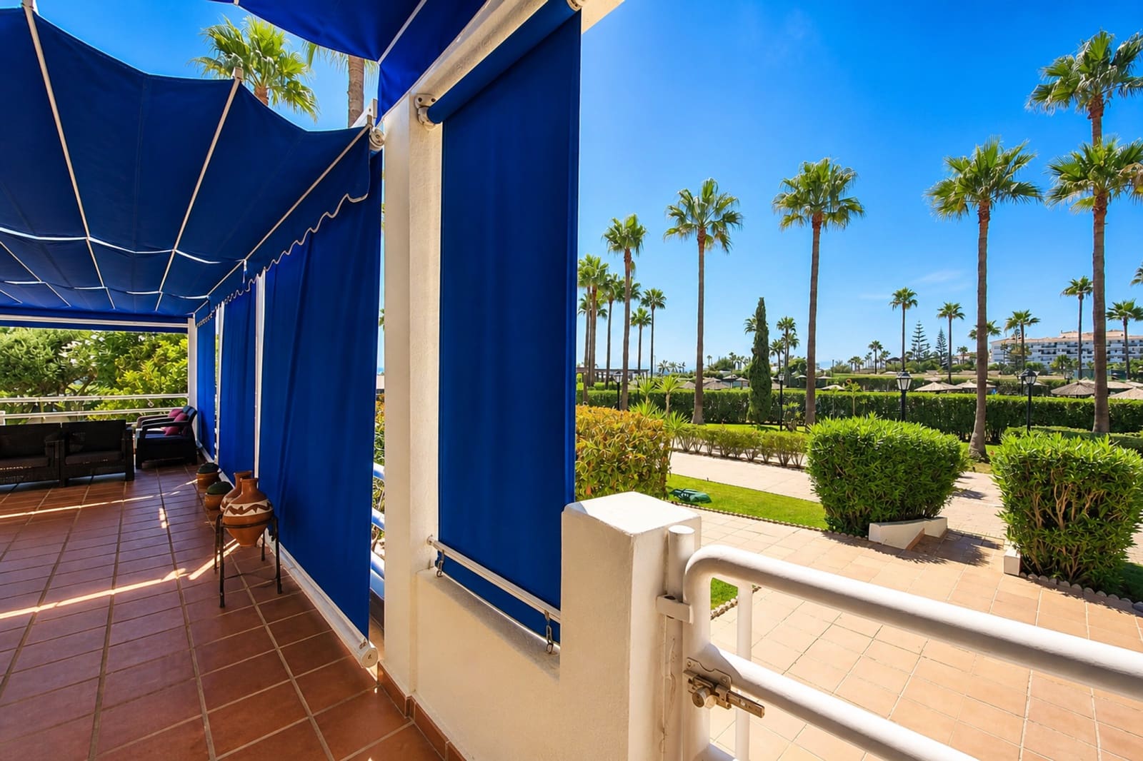 3 slaapkamer Appartement te koop in San Luis de Sabinillas met zwembad garage - € 750.000 (Ref: 10038099)