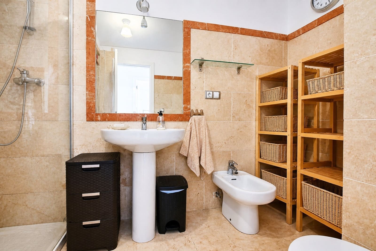 3 slaapkamer Appartement te koop in San Luis de Sabinillas met zwembad garage - € 750.000 (Ref: 10038099)