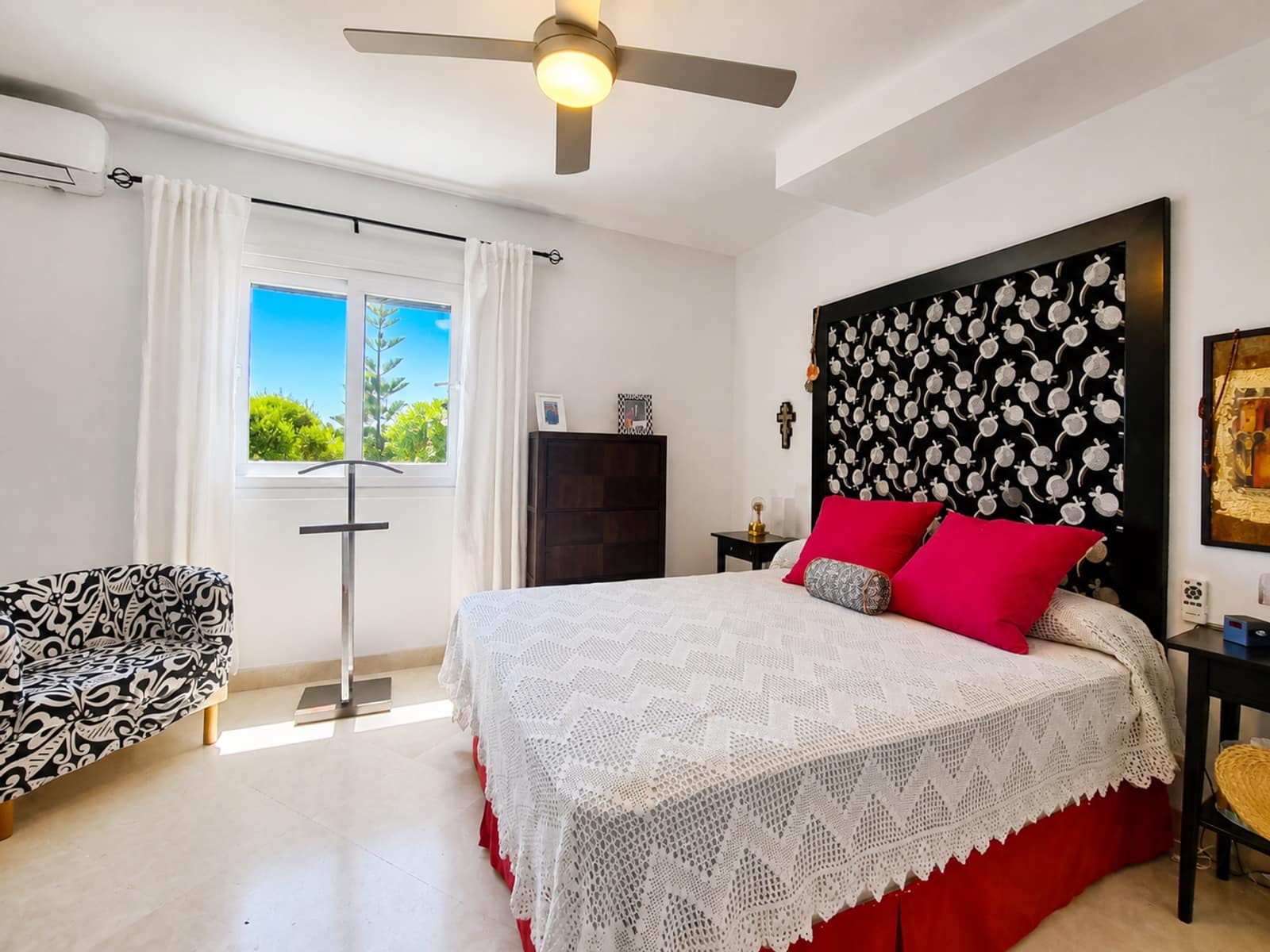 3 slaapkamer Appartement te koop in San Luis de Sabinillas met zwembad garage - € 750.000 (Ref: 10038099)