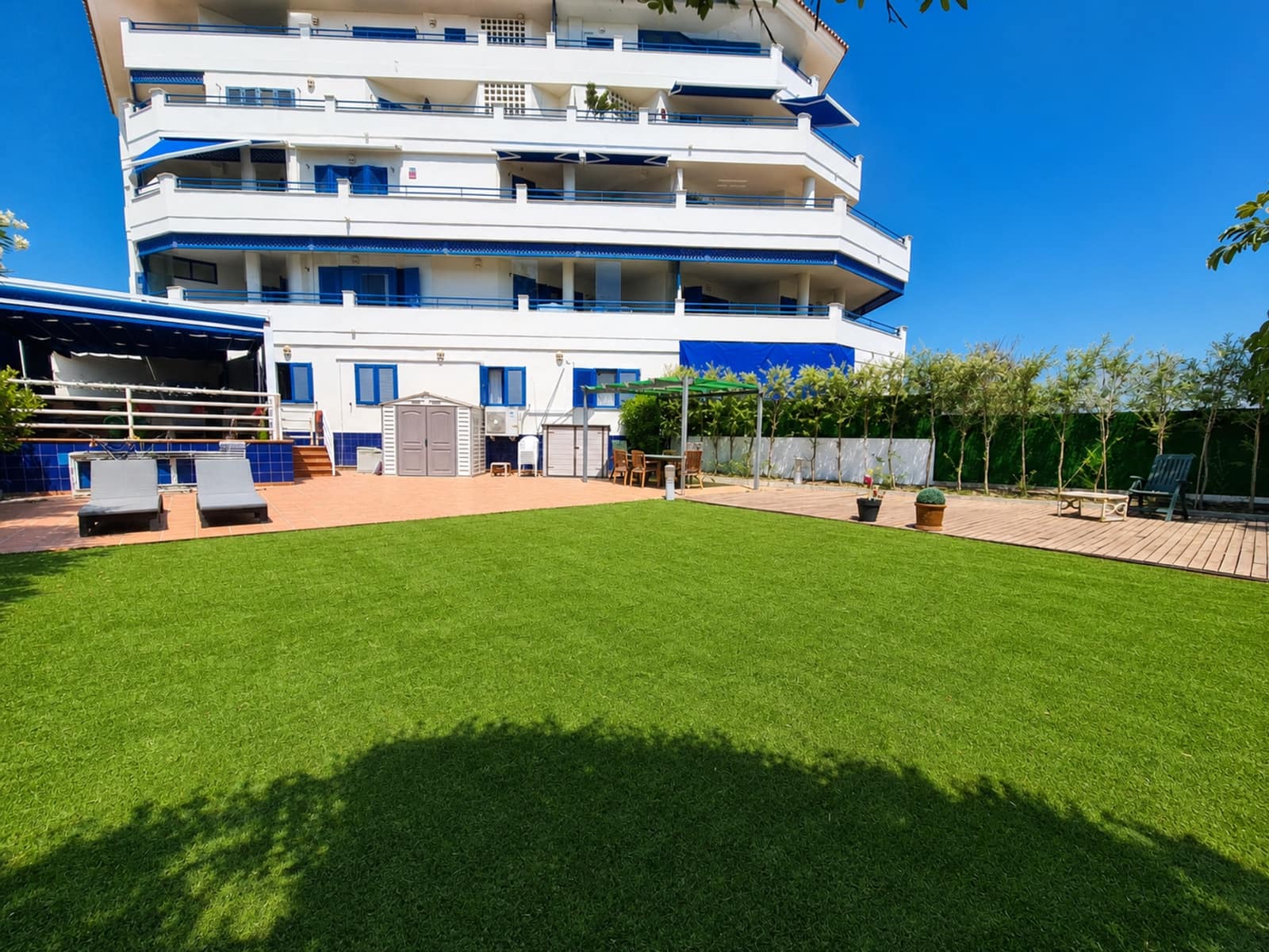 3 slaapkamer Appartement te koop in San Luis de Sabinillas met zwembad garage - € 750.000 (Ref: 10038099)