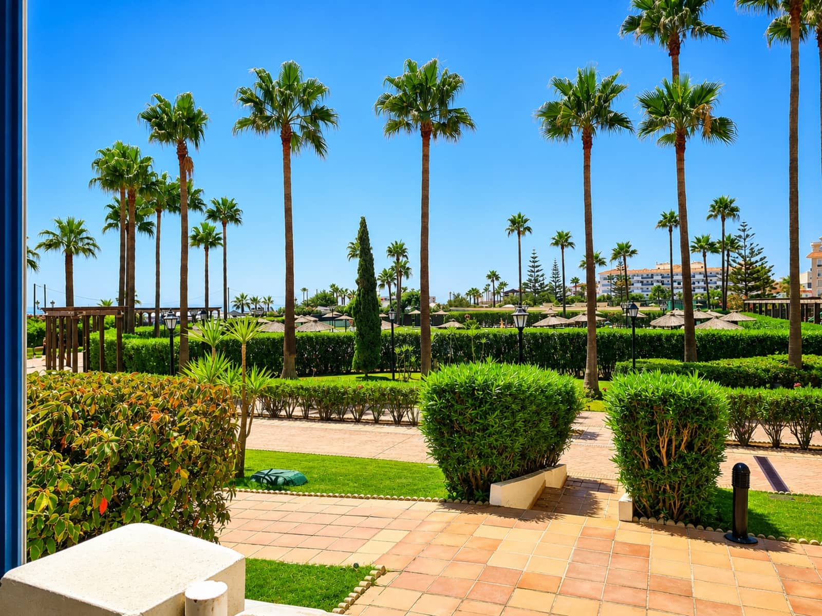 3 slaapkamer Appartement te koop in San Luis de Sabinillas met zwembad garage - € 750.000 (Ref: 10038099)