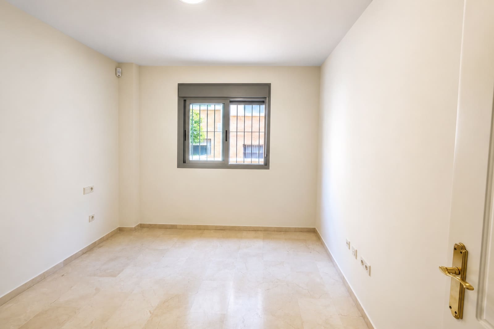 2 slaapkamer Appartement te koop in San Pedro de Alcantara met zwembad - € 320.000 (Ref: 10058738)