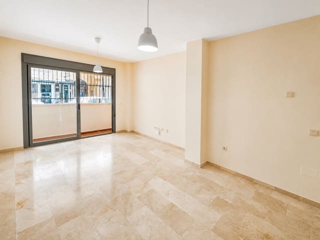 2 bedroom Apartment for sale in San Pedro de Alcantara, Marbella with pool - € 320,000 (Ref: 10058738)