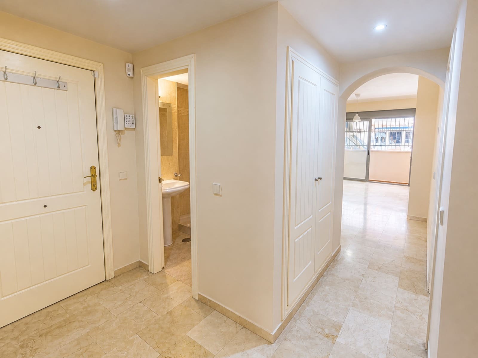 2 slaapkamer Appartement te koop in San Pedro de Alcantara met zwembad - € 320.000 (Ref: 10058738)