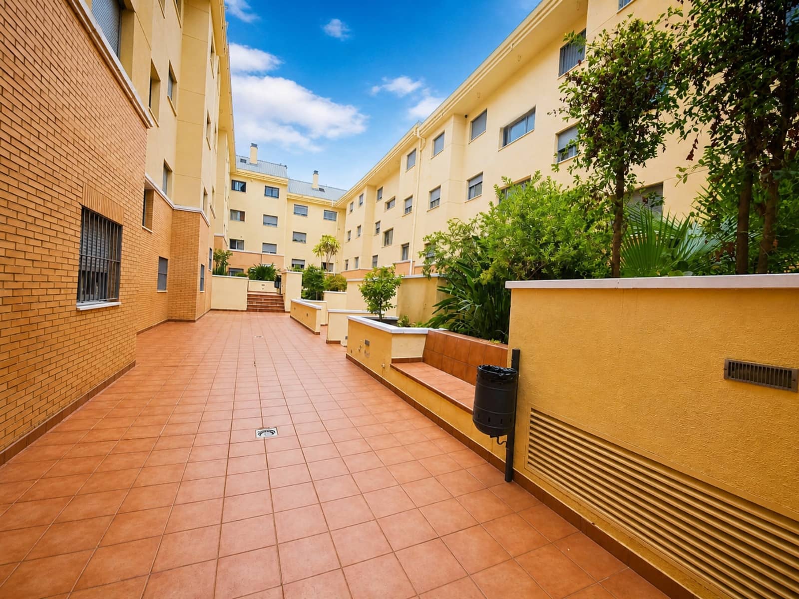 2 slaapkamer Appartement te koop in San Pedro de Alcantara met zwembad - € 320.000 (Ref: 10058738)