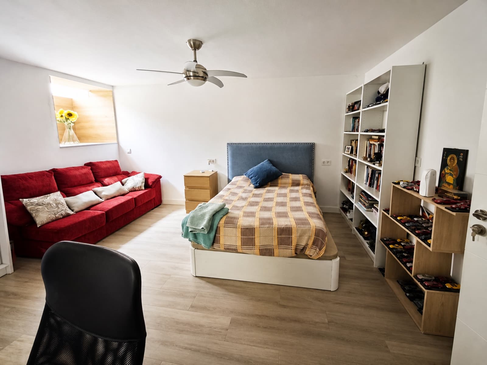 3 bedroom Apartment for sale in La Duquesa / Puerto de la Duquesa with pool garage - € 424,000 (Ref: 10058739)
