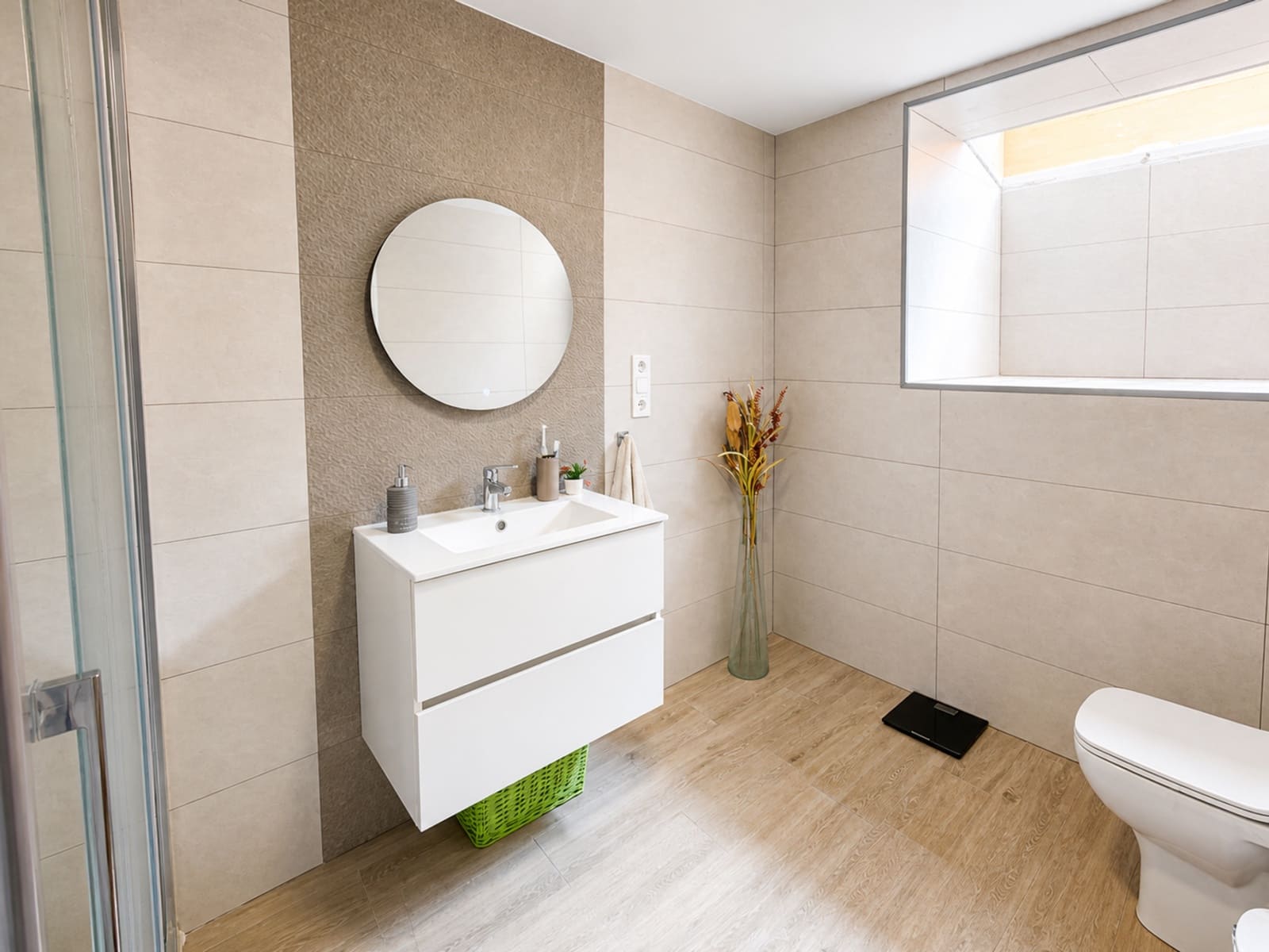 3 bedroom Apartment for sale in La Duquesa / Puerto de la Duquesa with pool garage - € 424,000 (Ref: 10058739)